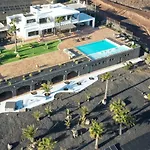 Costa Roja Con Vistas Al Mar, Piscinas, Jacuzzi, Mini Golf Y Padel En Montana Roja プラヤ・ブランカ
