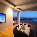 ヴィラ Costa Roja Con Vistas Al Mar, Piscinas, Jacuzzi, Mini Golf Y Padel En Montana Roja *