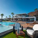 ヴィラ Costa Roja Con Vistas Al Mar, Piscinas, Jacuzzi, Mini Golf Y Padel En Montana Roja