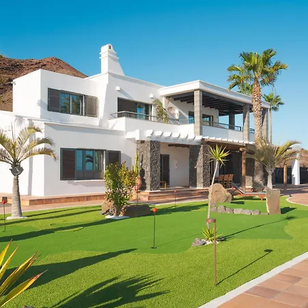 Costa Roja Con Vistas Al Mar, Piscinas, Jacuzzi, Mini Golf Y Padel En Montana Roja * プラヤ・ブランカ