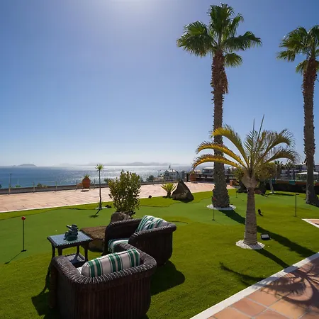 Costa Roja Con Vistas Al Mar, Piscinas, Jacuzzi, Mini Golf Y Padel En Montana Roja * Playa Blanca (Lanzarote)