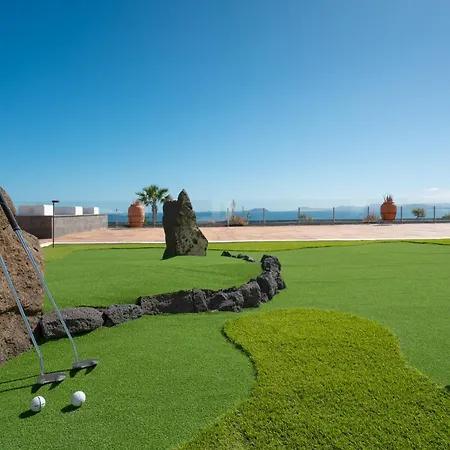 Costa Roja Con Vistas Al Mar, Piscinas, Jacuzzi, Mini Golf Y Padel En Montana Roja * Playa Blanca (Lanzarote)