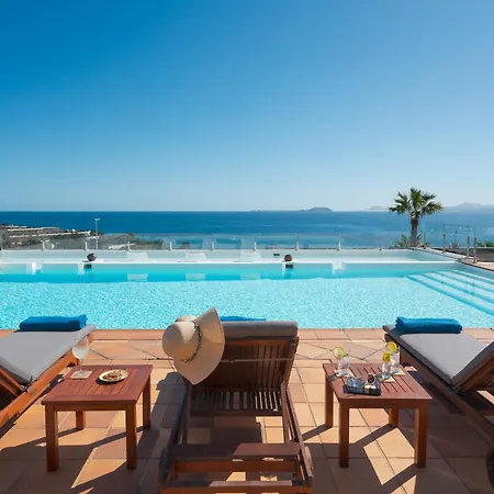 Costa Roja Con Vistas Al Mar, Piscinas, Jacuzzi, Mini Golf Y Padel En Montana Roja * Playa Blanca (Lanzarote)